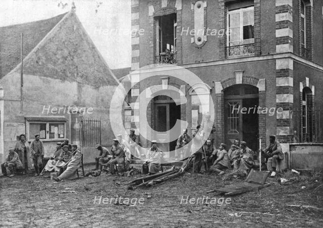 ''Des blesses Allemands a la Mairie de Vareddes', 1914. Creator: Unknown.