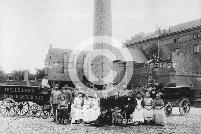 Staff outside the Trelleborgs Brewery, Trelleborg, Sweden, late 19th or early 20th century. Artist: Unknown