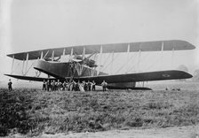 Plane British Handley Page, between c1915 and c1920. Creator: Bain News Service.