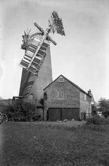 Cranfield Windmill, Cranfield, Bedfordshire, 1933. Artist: HES Simmons