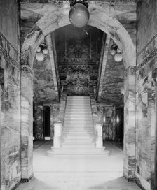 Stairway, main corridor, Majestic B. [Building], Detroit, Mich., between 1905 and 1915. Creator: Unknown.