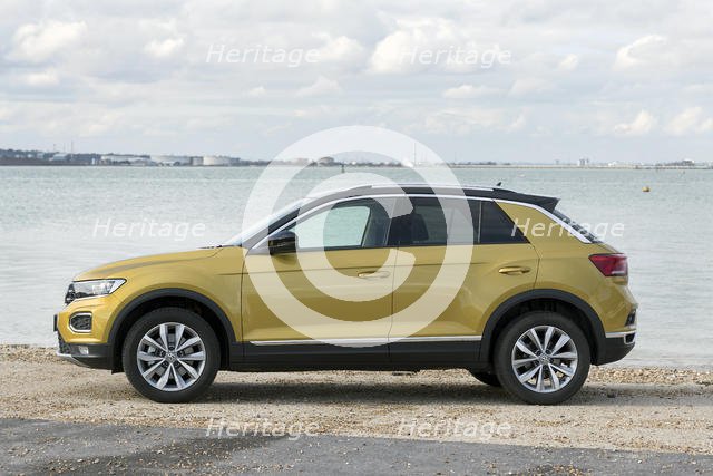 2017 Volkswagen T-Roc. Creator: Unknown.