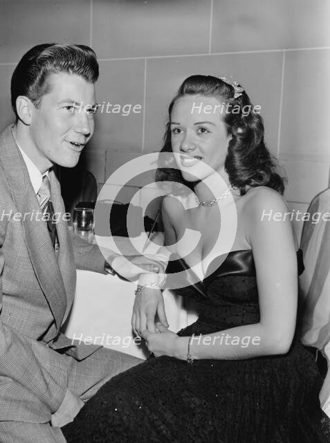 Portrait of Fran Warren and Gene Williams, Hotel Pennsylvania(?), New York, N.Y., ca. Oct. 1947. Creator: William Paul Gottlieb.