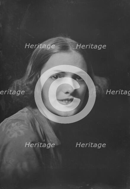 Miss Consuela Garcia, portrait photograph, 1919. Creator: Arnold Genthe.