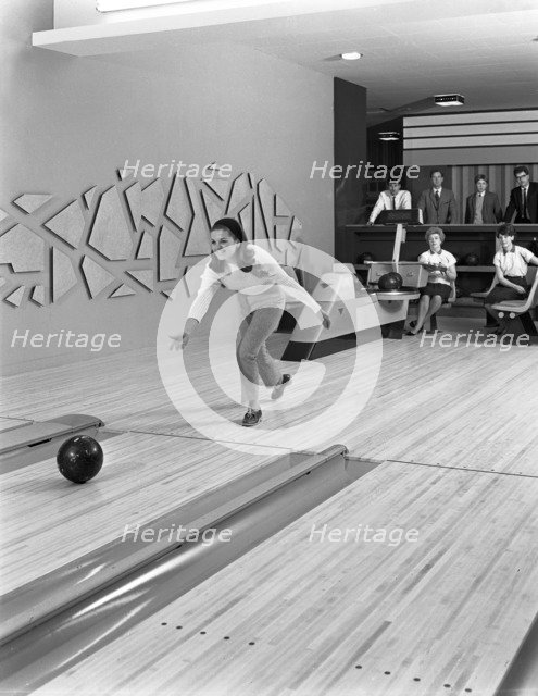 Silver Blades bowling alley, Sheffield, South Yorkshire, 1965. Artist: Michael Walters