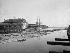 Wharf office and Commandancia Street wharf, Pensacola, Fla., between 1900 and 1905. Creator: Unknown.