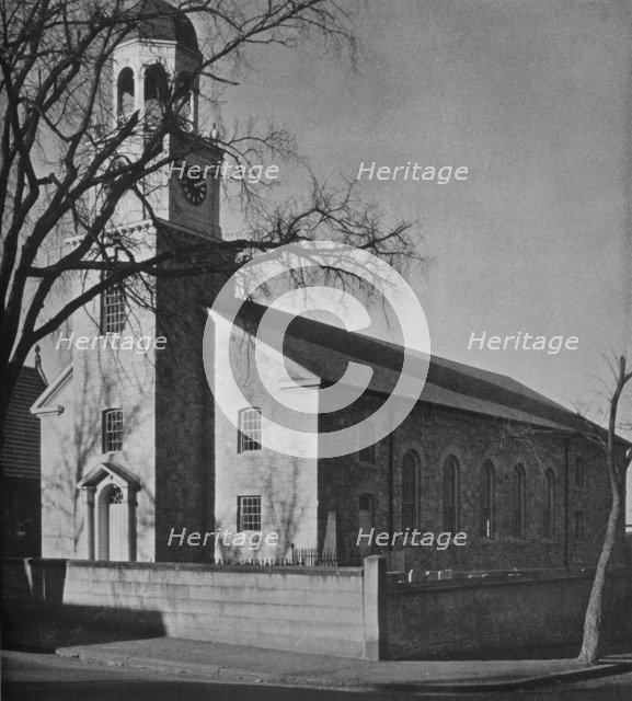 View of St Paul's Church from Main Street, Newburyport, Massachusetts, 1924. Artist: Unknown.