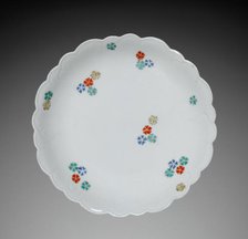 Small Dish with Flower Petal Decoration: Kakiemon Type, late 17th century. Creator: Unknown.