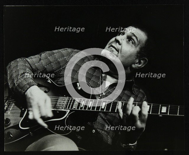 Guitarist Ike Isaacs playing at The Stables, Wavendon, Buckinghamshire. Artist: Denis Williams