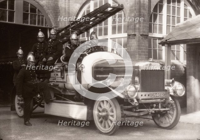 The new Rowntree Cocoa Works fire-engine The Merryweather, York,Yorkshire, 1929. Artist: Unknown