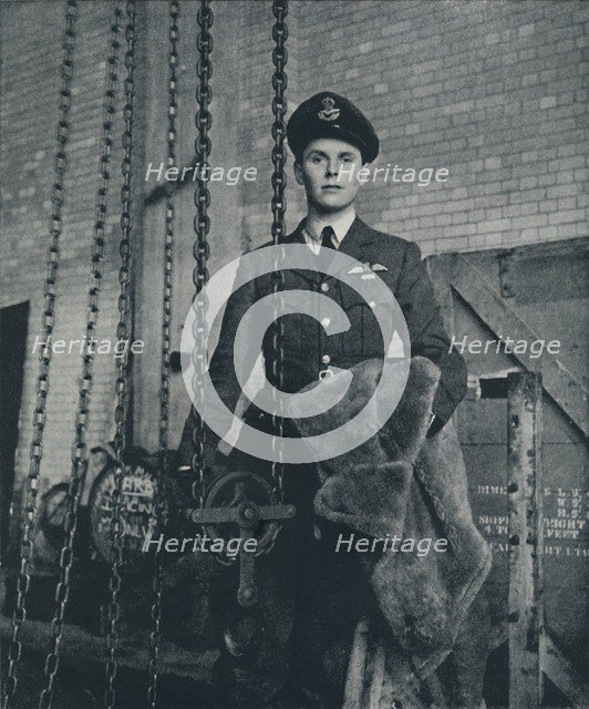 'Bomber Captain', 1941. Artist: Cecil Beaton.