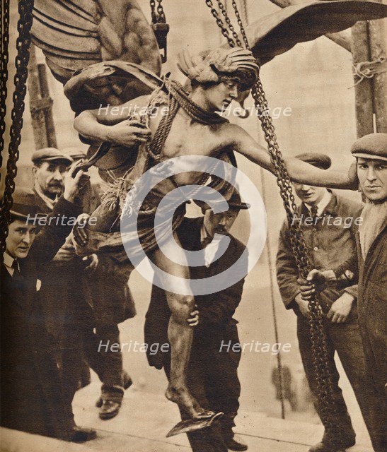 'The removal of Eros', 1925, (1938). Artist: Unknown.