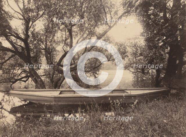 Étang de Corot, Ville-d'Avray (Corot's Pond, Ville-d'Avray), 1900-1910. Creator: Eugene Atget.