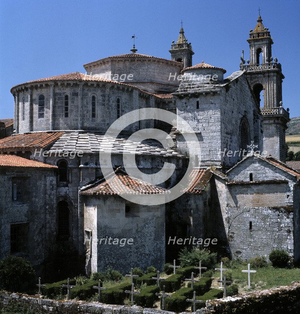 Exterior view of the church of the monastery of Santa Maria de Osera (Orense), detail of the apse.