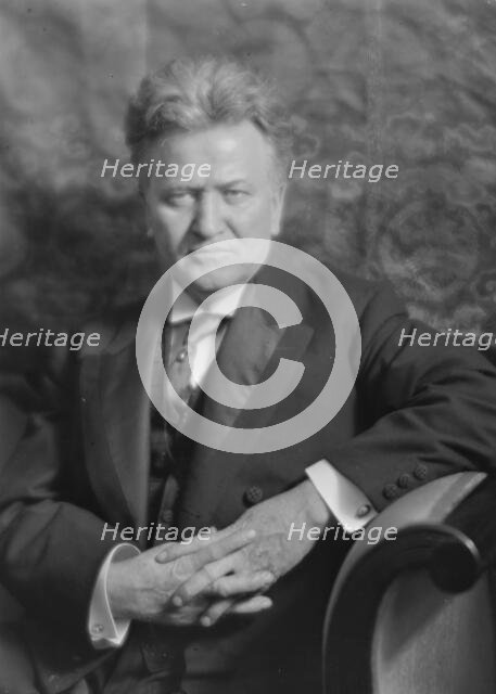 La Follette, Robert, Senator, portrait photograph, 1912 Apr. Creator: Arnold Genthe.