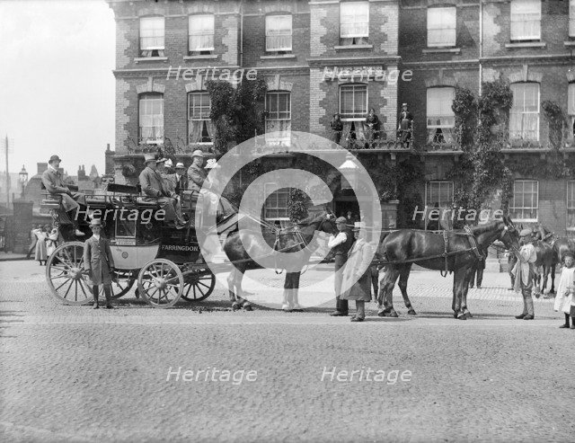 Queens Hotel, Abingdon, Oxfordshire, c1860-c1922. Artist: Henry Taunt