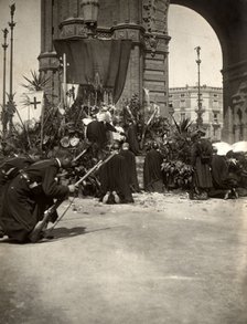 Barcelona, campaign mass during the swear allegiance to the flag ceremony of 1902 in the Victor P…