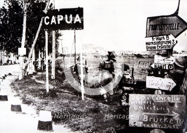 World War II (1939-1945). Allied troops advancing towards Capua (October 1943).