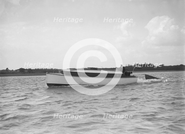 Mass Motor Boat, 1911. Creator: Kirk & Sons of Cowes.