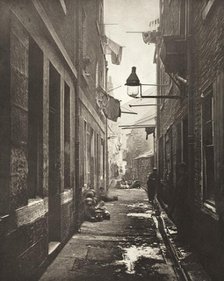 Close No. 80 High Street (#11), Printed 1900. Creator: Thomas Annan.