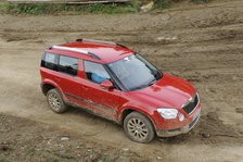 Skoda Yeti 2009. Artist: Simon Clay.