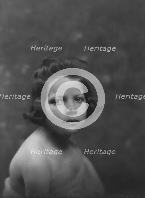 Fitzwater, Eugenie, Miss, portrait photograph, 1917 Mar. 8. Creator: Arnold Genthe.