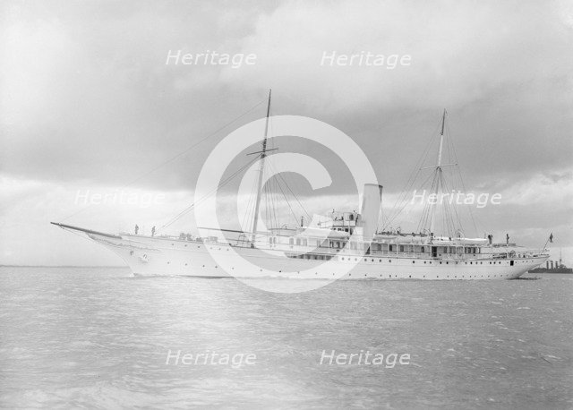 Steam yacht 'Liberty', 1914. Creator: Kirk & Sons of Cowes.