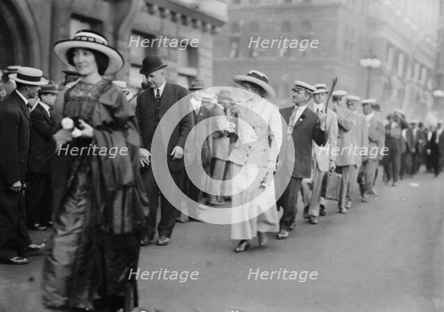 Pennsylvania delegation at the 1912 Republican National Convention held at the..., June 18-22, 1912. Creator: Bain News Service.