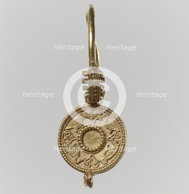 Earring, Langobardic or Byzantine (?), 6th-7th century. Creator: Unknown.