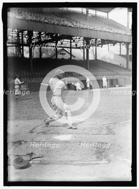 Baseball Players, between 1913 and 1917. Creator: Harris & Ewing.