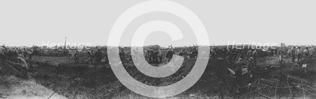 'En terre reconquise; Le retour des troupes d'assaut relevees: elles retrouvent..., 1916 (1924) Creator: Unknown.