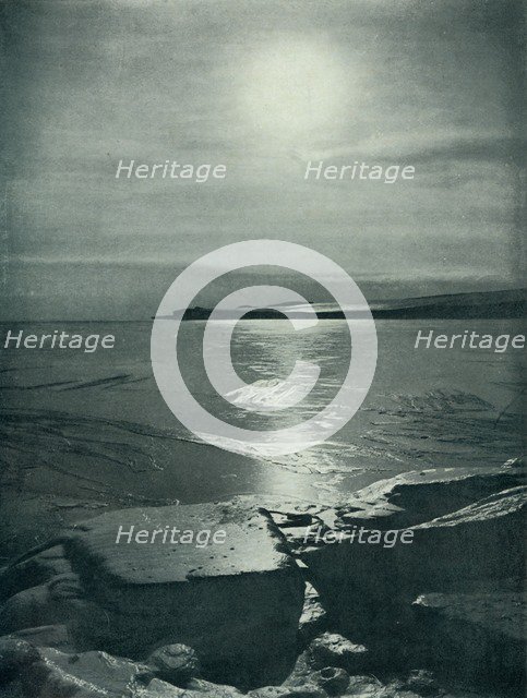 'The Freezing Up of the Sea', c1910–1913, (1913).  Artist: Herbert Ponting.