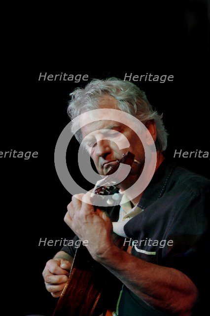 Mike Dowling, Crawley Blues Festival, Hawth, Crawley, West Sussex, Oct 2015. Artist: Brian O'Connor.