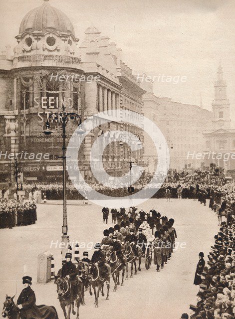 'The moving simplicity of King George's last journey through London', 1936. Artist: Unknown.