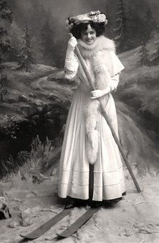 Gertie Millar (1879-1952), English actress, 1906.Artist: Foulsham and Banfield