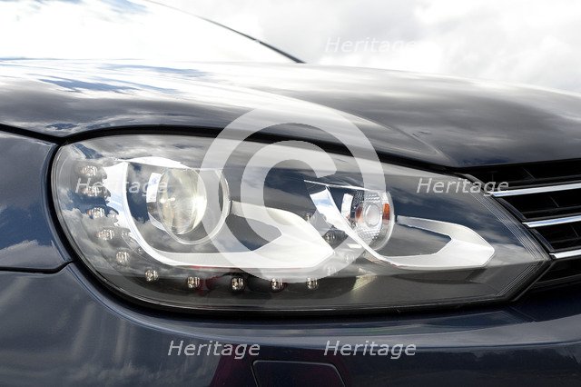 2011 Volkswagen EOS 2.0 Tdi Artist: Unknown.