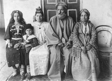 Jewish family in Baghdad, 1910. Artist: Unknown