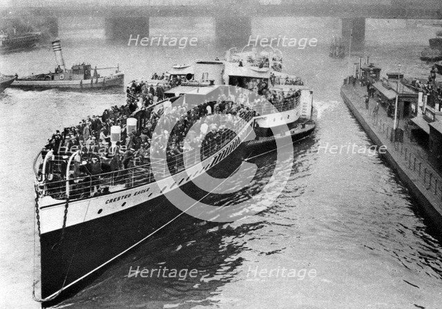 A bank holiday crowd on board a paddle steamer headed for Margate, London, 1926-1927. Artist: Unknown