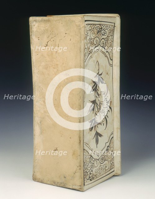 Zhang family Cizhou pillow, Jin dynasty, China, 1115-1234. Artist: Unknown