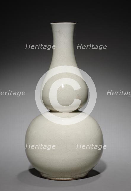 Double-gourd-shaped Bottle: Ding ware, 1368- 1644. Creator: Unknown.