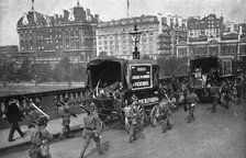 The railway strike of 1911, London, (c1920). Artist: Unknown