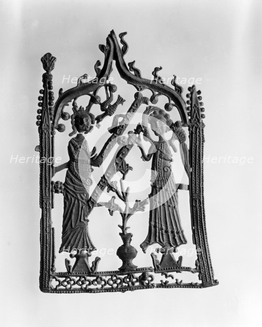 Pilgrim badge showing the Annunciation, 14th century. Artist: Unknown