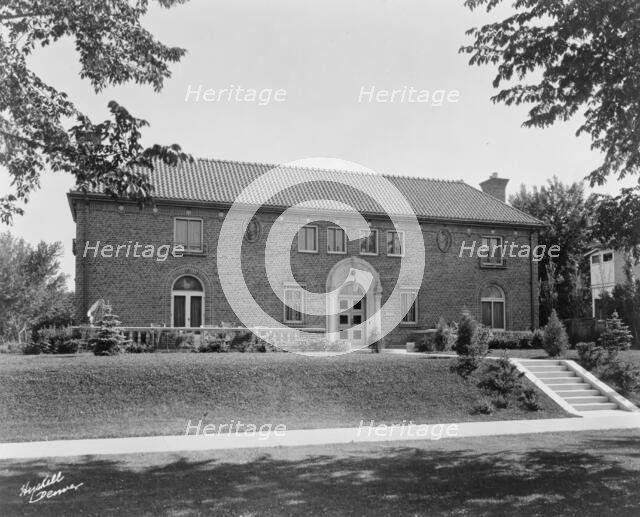 Large, brick residence at 4050 Mt. View Blvd., Denver, Colorado, designed by..., c1903 - 1923. Creator: Roy C. Hyskell.
