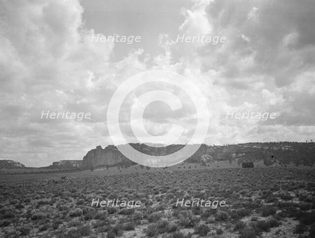 Acoma, New Mexico area views, between 1899 and 1928. Creator: Arnold Genthe.