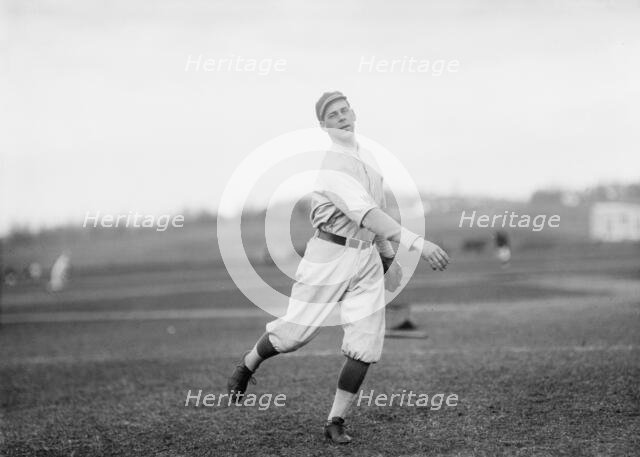 Elliott "Eddie" Dent, Washington Al, at University of Virginia, Charlottesville..., ca. 1912-1916. Creator: Harris & Ewing.