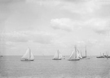 Handicap yacht race at Cowes. Creator: Kirk & Sons of Cowes.