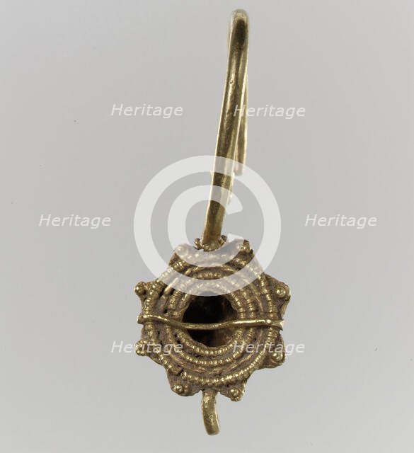 Earring, Langobardic or Byzantine (?), 6th-7th century. Creator: Unknown.