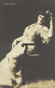 Man de Wirth in drag, between 1900 and 1909. Creator: Unknown.