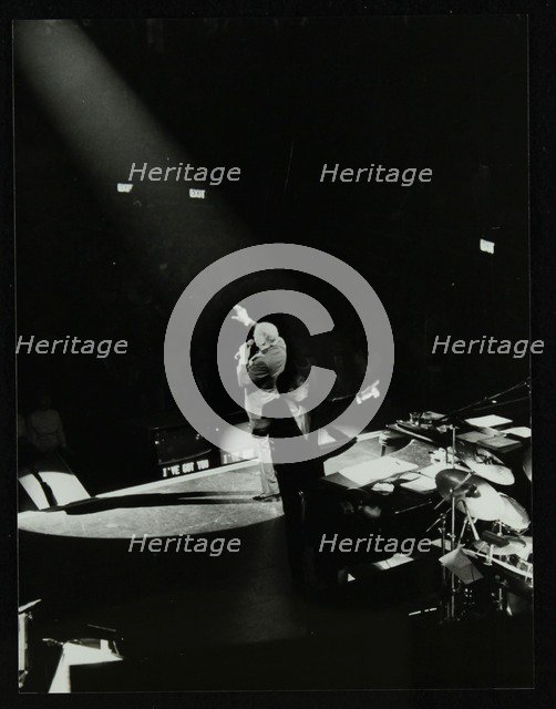 Frank Sinatra and Frank Sinatra Jr in concert at the Royal Albert Hall, London, 28 May 1992. Artist: Denis Williams