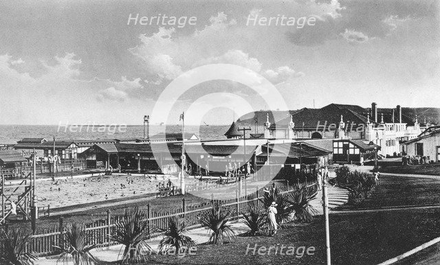 The open air swimming baths, Durban, South Africa. Artist: Unknown